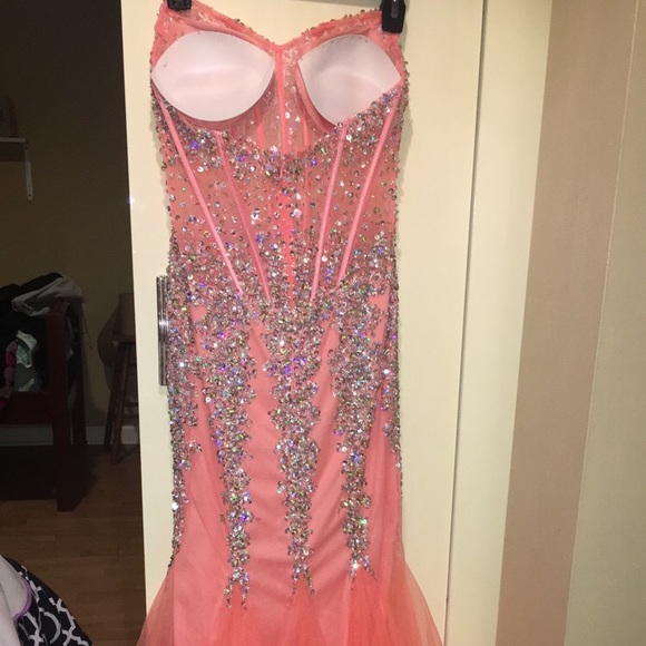 Jovani prom dress - Picture 4 of 7
